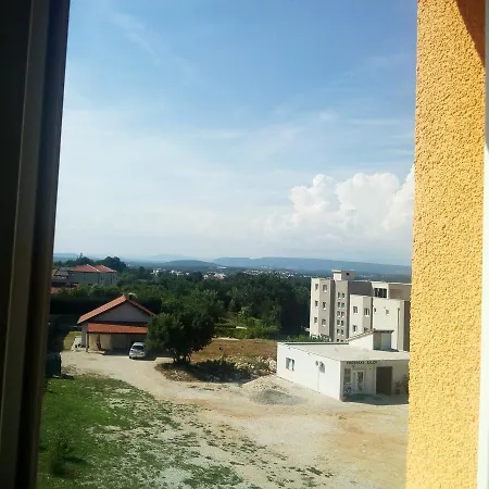 Ruska I Karlo 3*